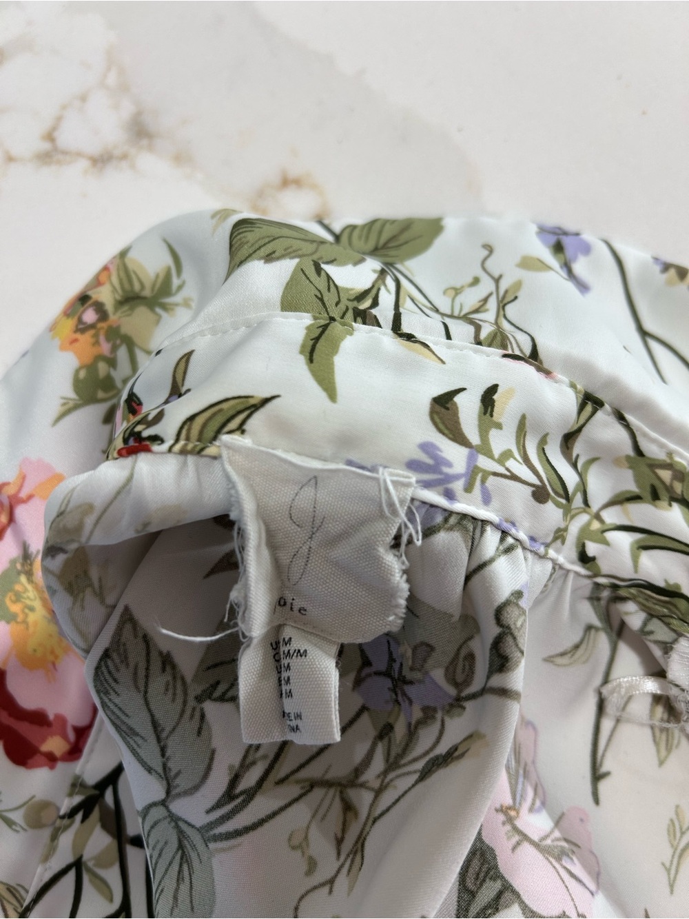 Joie from Anthropologie Silk feel Floral Button-Up Shirt - Picture 2 of 6